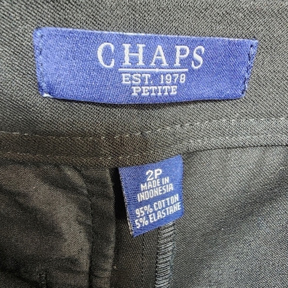 CHAPS Slimming Fit Petite Regular Length Size 2P. - Picture 2 of 8
